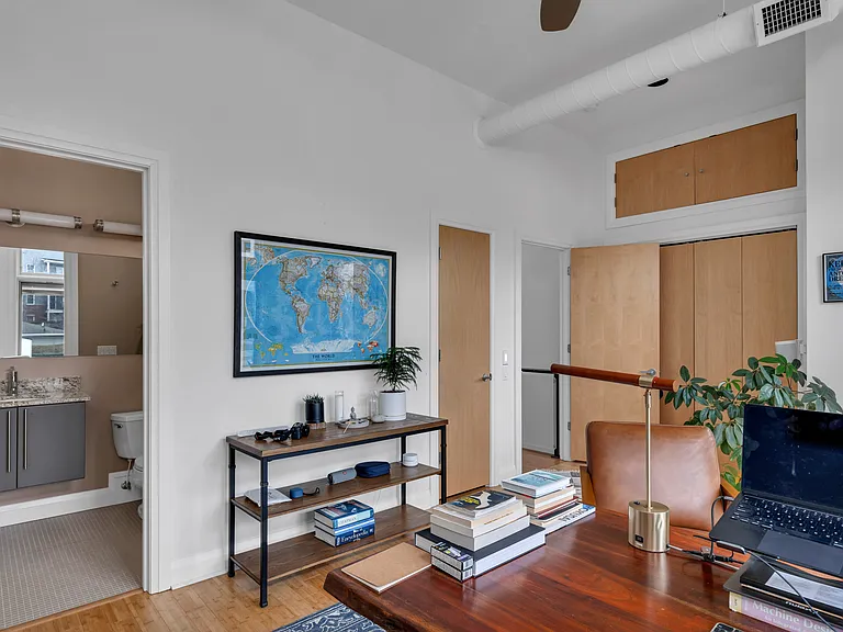 334 Van Buren St — Photo 29