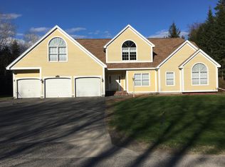 112 Morgan Ln, Millinocket, ME 04462