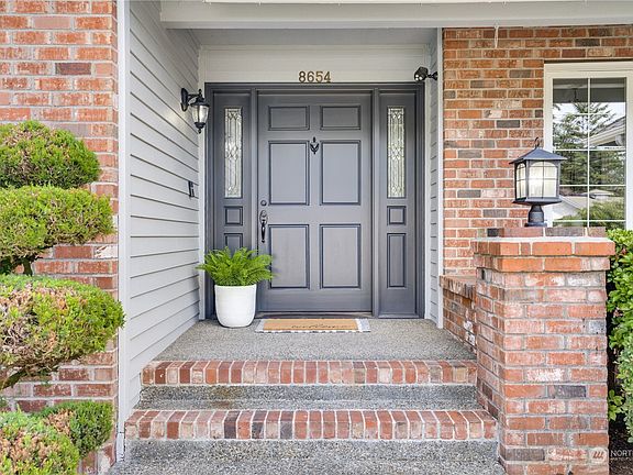 2nd image of 8654 Zircon Drive SW