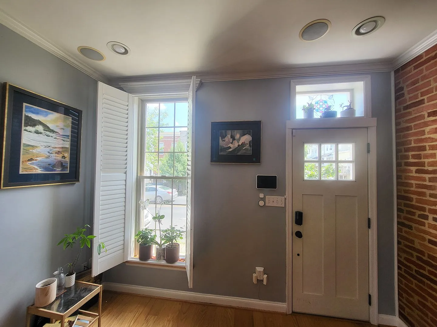 Charming 2Bed/3Bath in Patterson Place — Photo 2