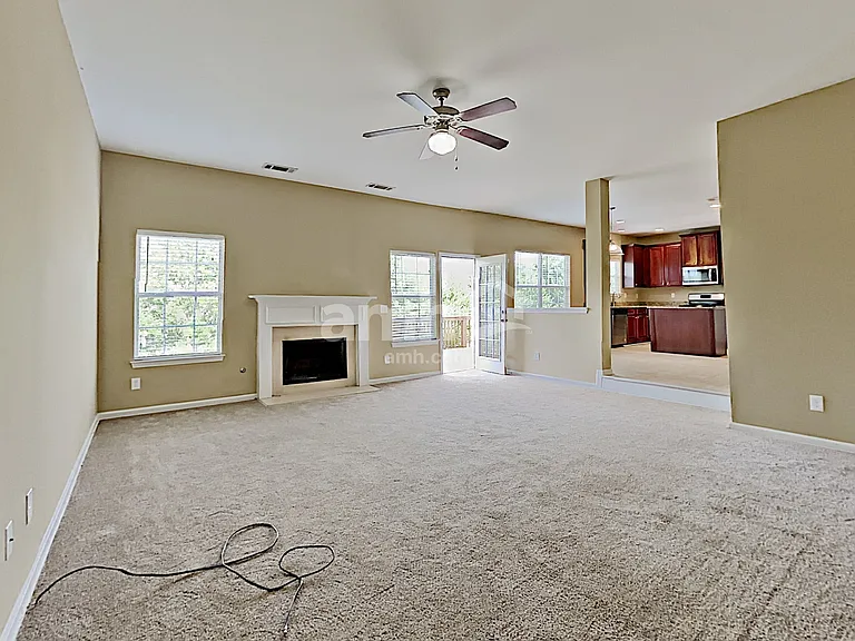 4975 Hopewell Manor Dr — Photo 5