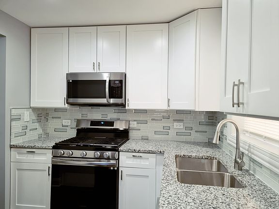 3rd image of 544 Bellwood Ave