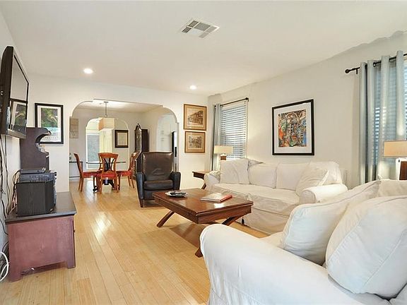 3rd image of 325 City Park Ave