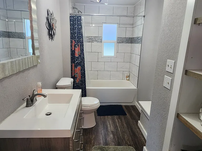124 W Idaho Ave — Photo 9