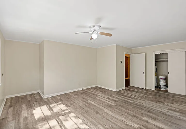 5808 Fountain Rd — Photo 2