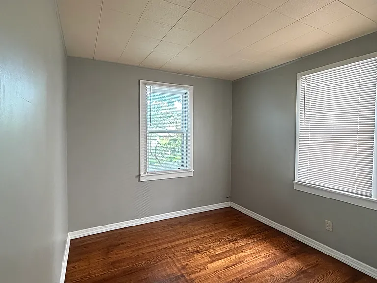 6308 Bedford St — Photo 16