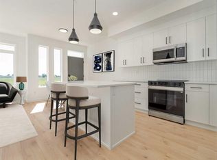 677 S Blackwolf Blvd N, Lethbridge, AB T1H7C7