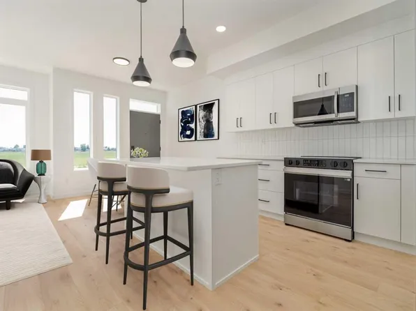 677 S Blackwolf Blvd N, Lethbridge, AB T1H 7C7