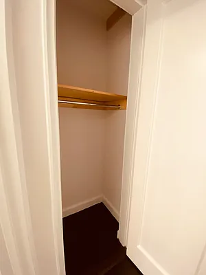 Rented by Metropolis Real Estate of Manhattan | media 21