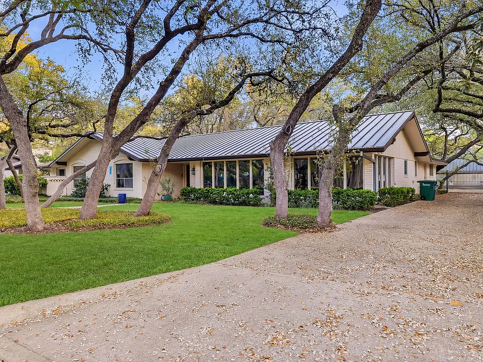 3714 Hundred Oaks Dr