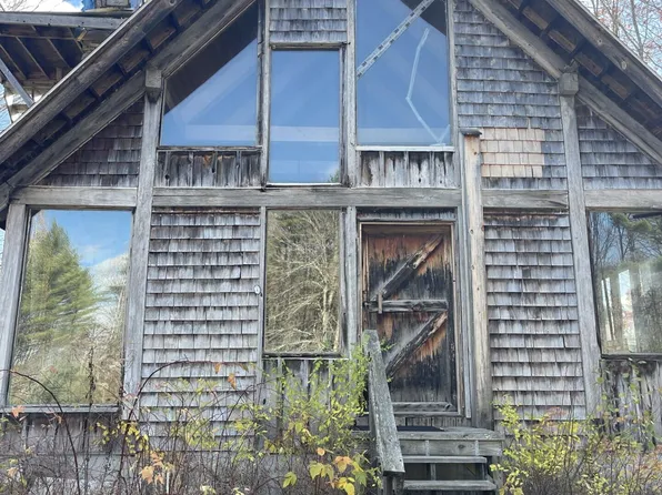 264 Hollis, Dayton, ME 04005