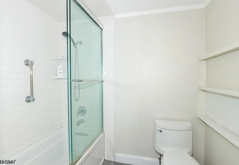 22 Riverside Dr #D10 — Photo 9