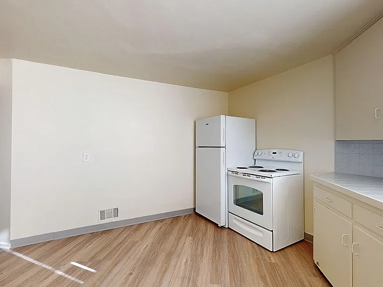 7400 W 10th Ave — Photo 12