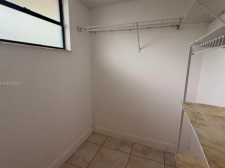 1760 Windorah Way #H — Photo 31
