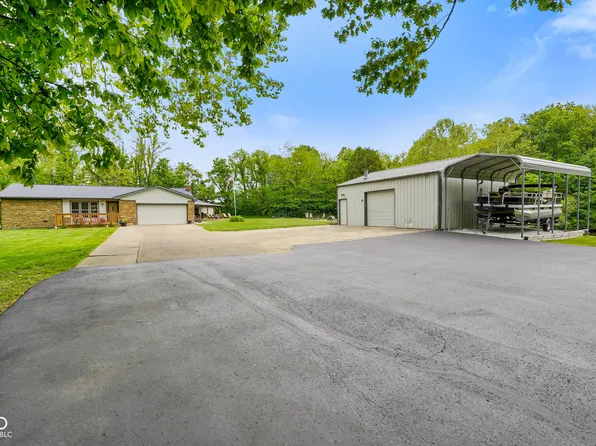 8000 McWhorter Rd, Martinsville, IN 46151
