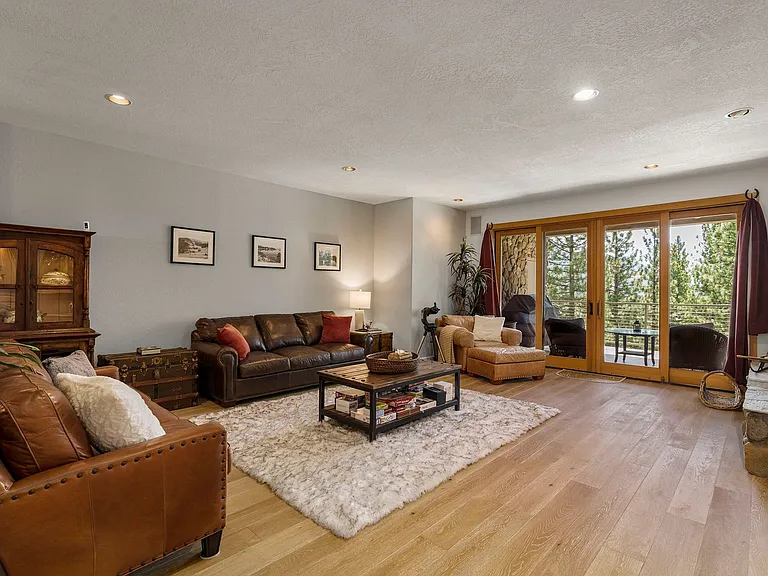 933 Northwood Blvd #8 — Photo 9