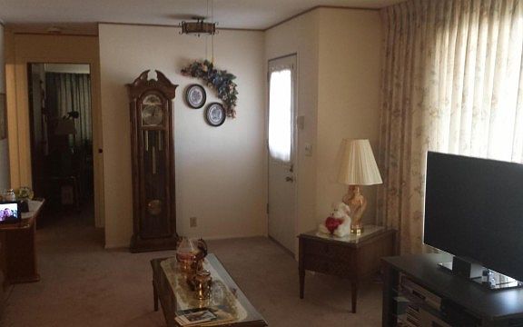 4th image of 16046 N 71st Dr