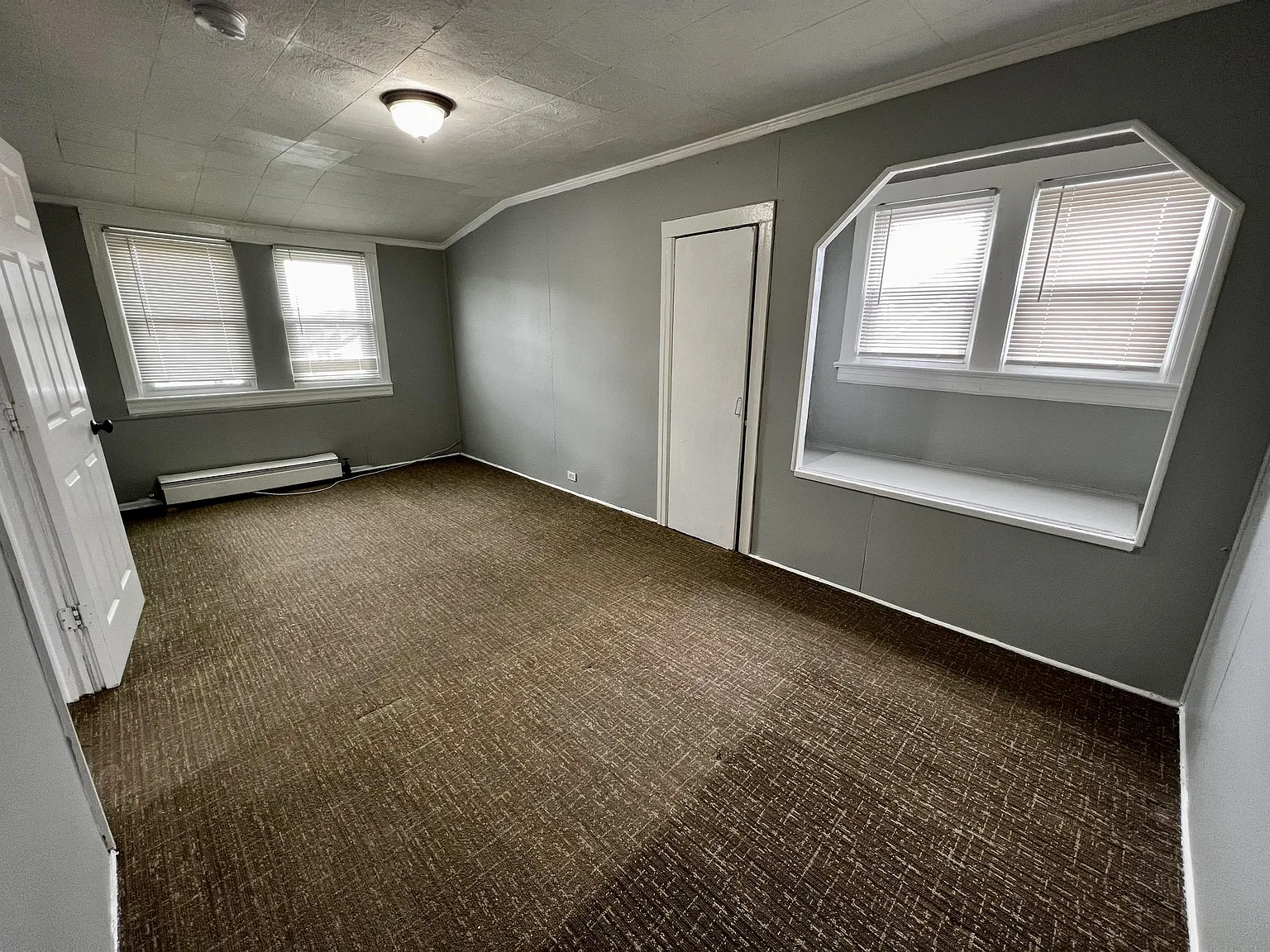 27 Evans Avenue - FL2 — Photo 4
