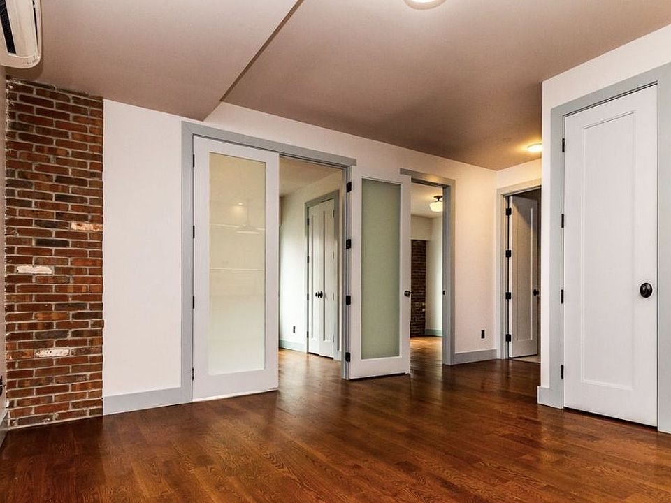 1st image of 43 Brooklyn Ave APT 3D