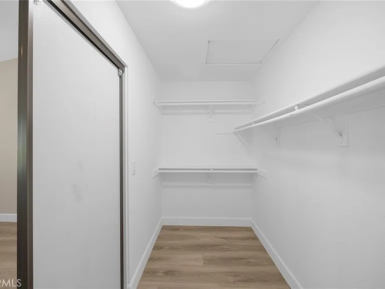 5700 Scotch Pine Rdg — Photo 24