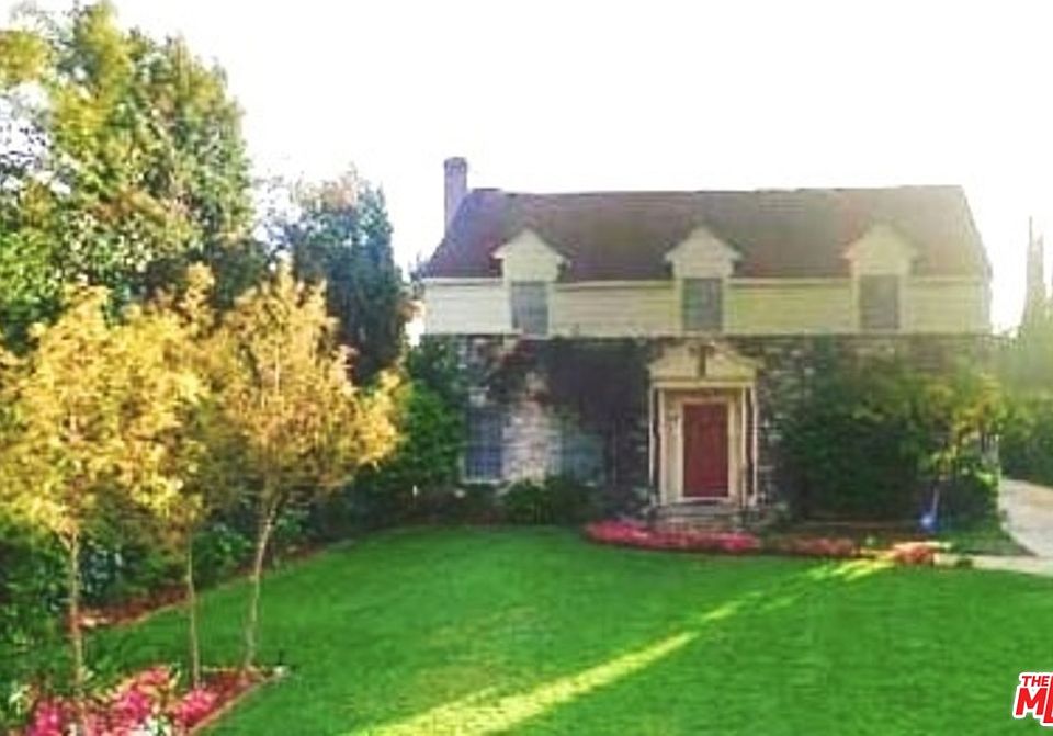 1st image of 147 N Anita Ave