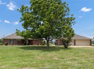 2033 Dry Prong Rd, Franklin, TX 77856
