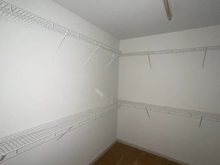 Master Closet - Large, Walk-in