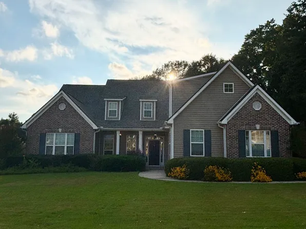 45 Cynthia Ct, Fayetteville, GA 30215