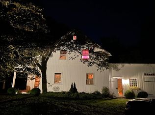 135 Town Woods Rd, Lyme, CT 06371