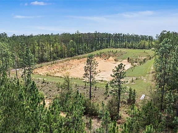 4th image of 15226 Celeste Rd