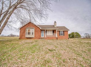 2461 Chester Harris Rd, Woodlawn, TN 37191