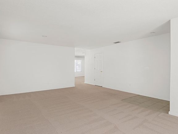 4th image of 1037 Cody Ct