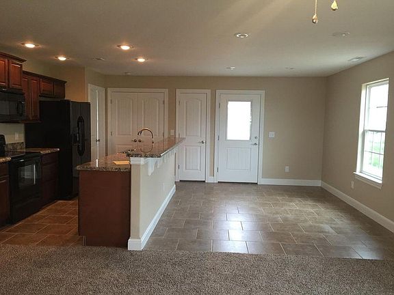 KITCHEN & NOOK AREA