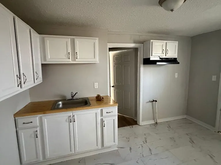 432 N Montgomery St #A — Photo 7