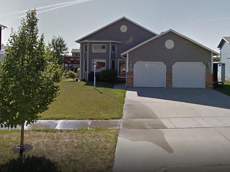 3005 Cadillac Dr