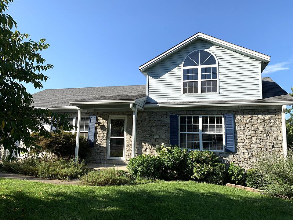 1st image of 408 Sandstone Dr