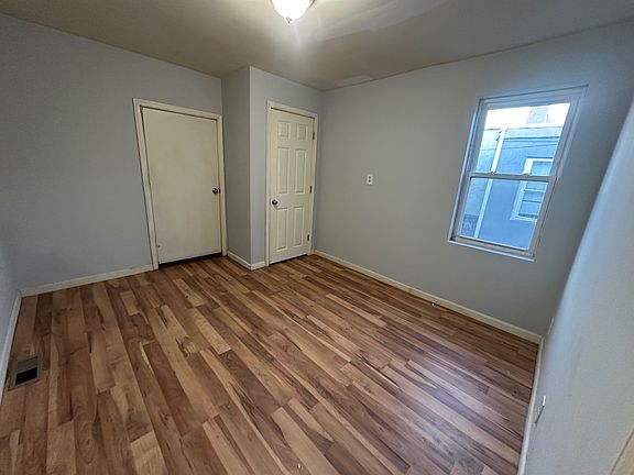 3rd image of 1019 W Ontario St