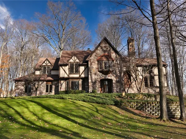 70 Van Voorhis Rd, Pittsford, NY 14534