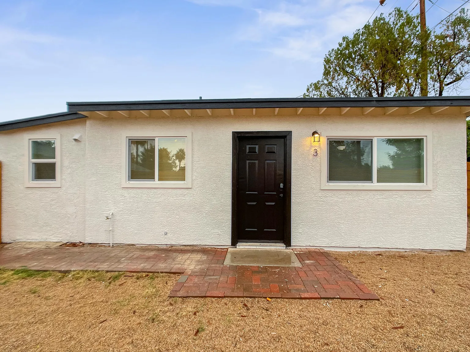1 bed, 650 sqft, $1,195 — Photo 2