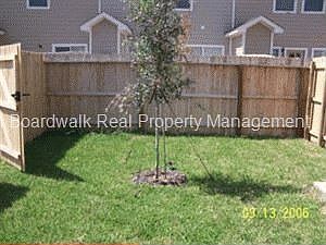 2nd image of 4138 Saint Charles Bay