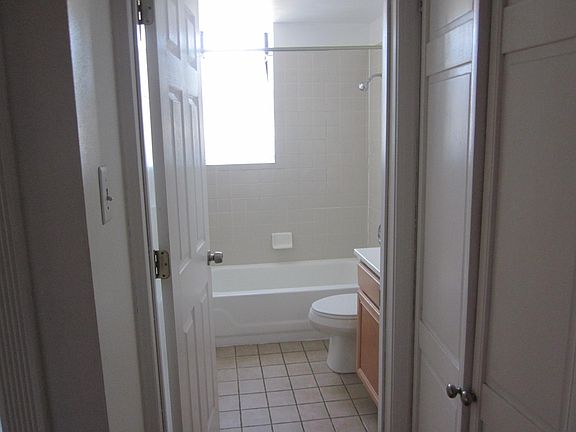 2nd image of 2354 Albion Pl #1W