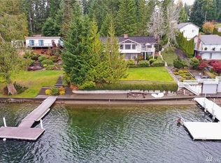 1910 E Mason Lake Dr W, Grapeview, WA 98546
