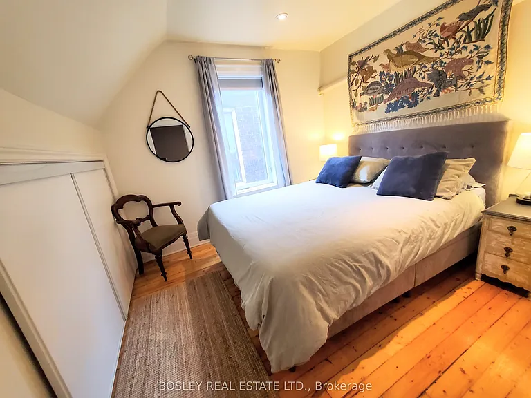 597 Carlaw Ave #UPPER — Photo 13