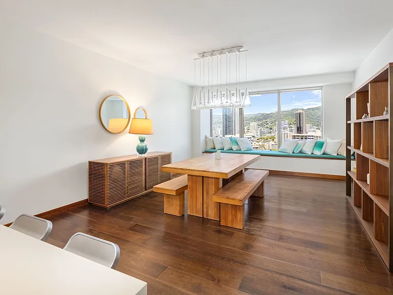 1555 Kapiolani Blvd #2000 — Photo 13