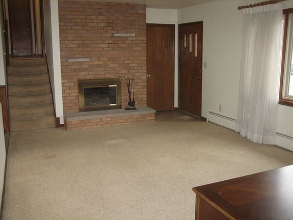 Front room, other direction