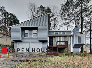 2308 Tapanzee Ln, Lawrenceville, GA 30044
