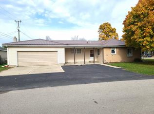 297 10th St, Sebewaing, MI 48759