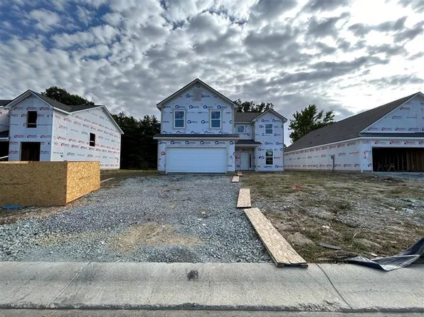 138 Winding Brook Way, Pendleton, IN 46064