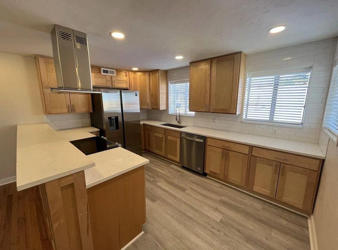 1 bed, 1000 sqft, $1,850 — Photo 4