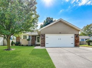 830 Spring Hill Farm Dr, Ballwin, MO 63021